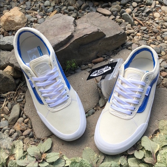 SALE! Vans Chima Pro 2 Center Court Shoes - Picture 3 of 7